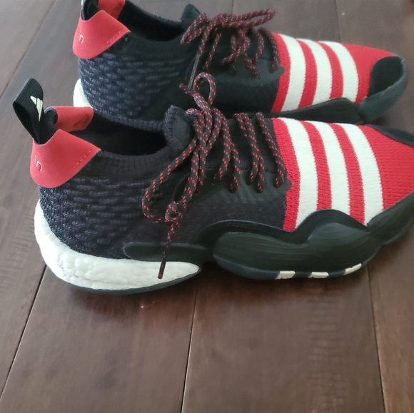 Adidas Trae Young 2 Chinese New Year IF 2163 men\'s size 7 like new Meilin